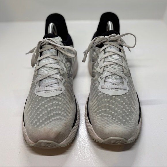 New Balance Fresh Foam 860 women’s 10 Running Shoes Gray Black Stability Trainer - Picture 3 of 11